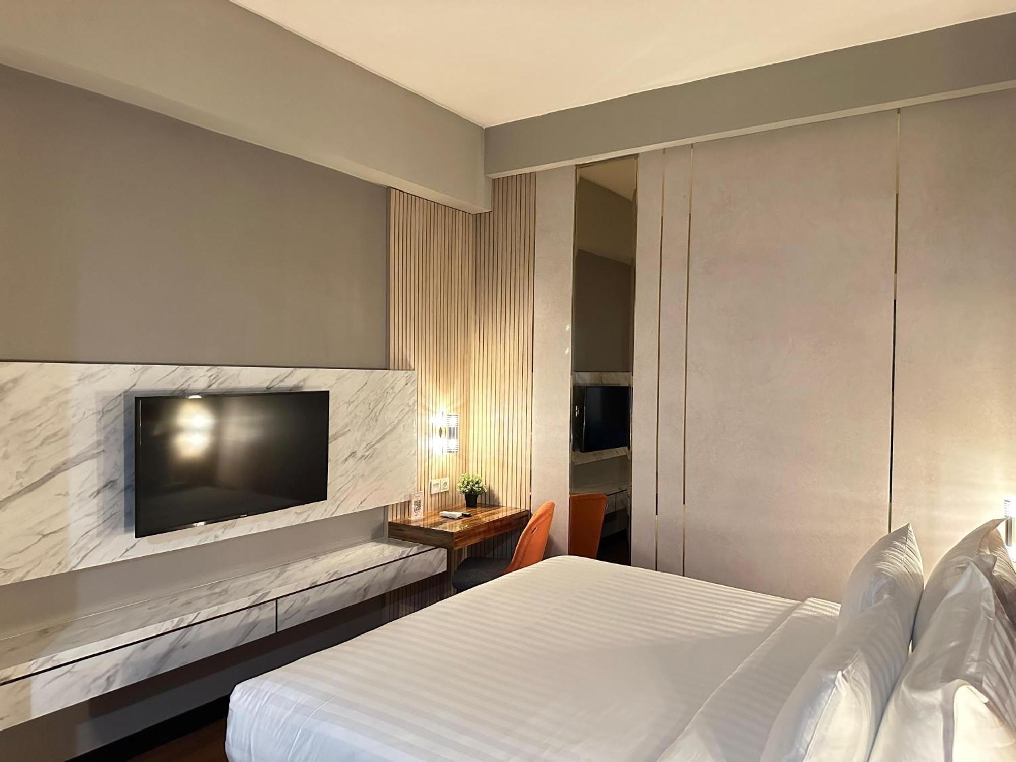 D'Primahotel Jemursari Surabaya Buitenkant foto