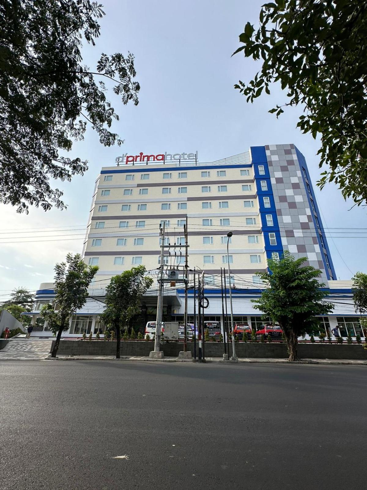 D'Primahotel Jemursari Surabaya Buitenkant foto