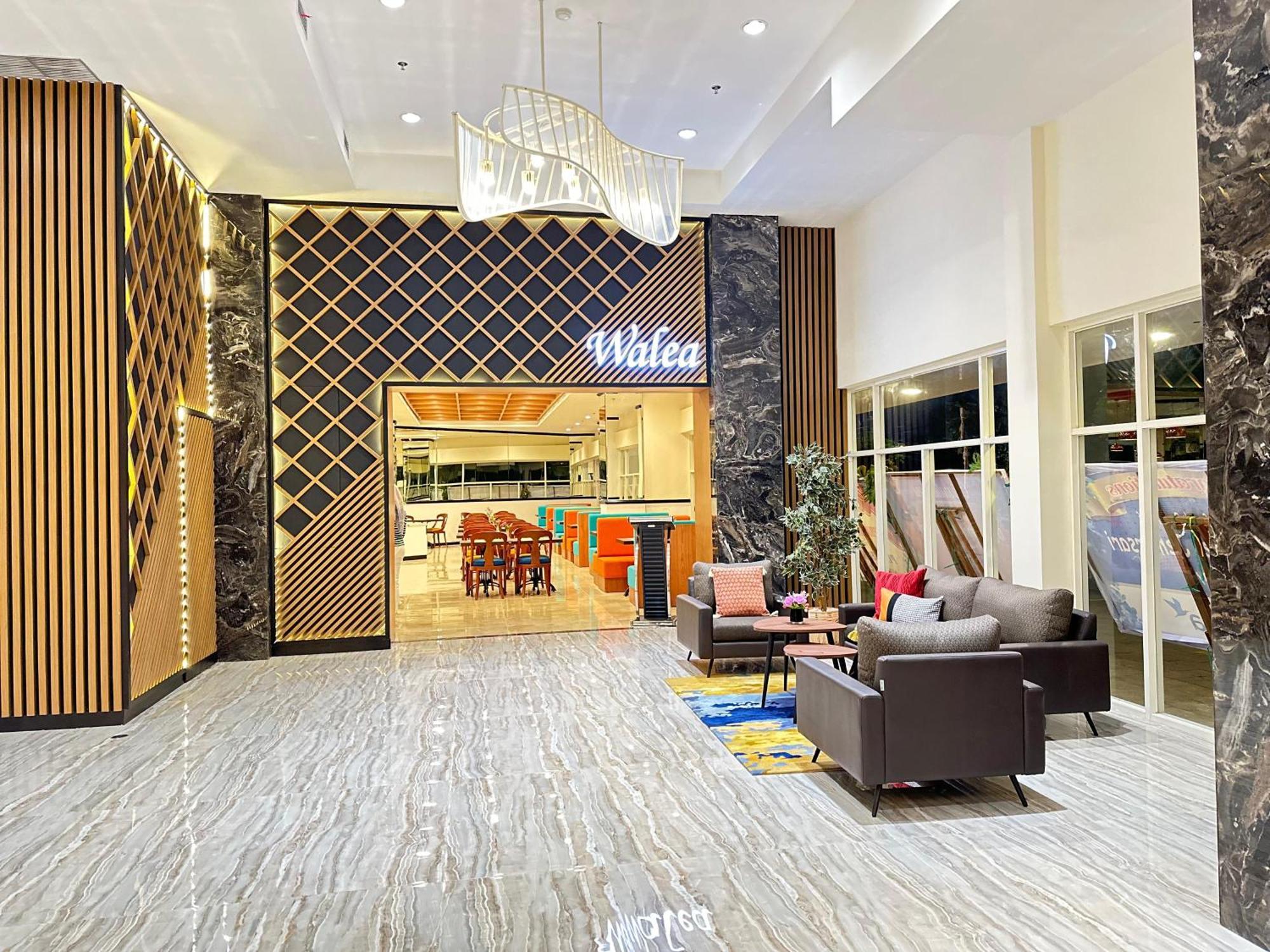 D'Primahotel Jemursari Surabaya Buitenkant foto